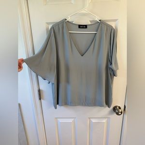 Fab’rik slate grey/blue v-neck top